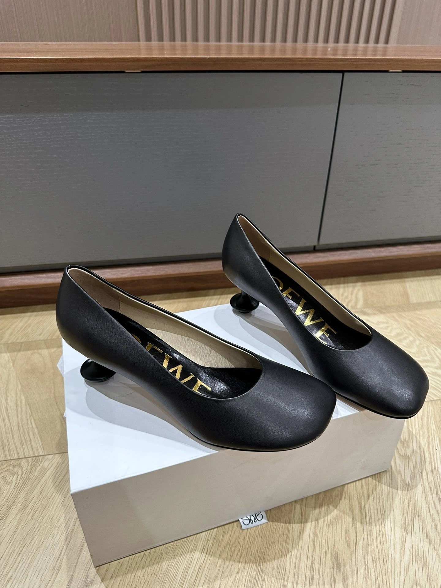 COCO-- 8o5w5 L815S01X78-1100 Calfskin sheepskin Heel height：5.5CM item:E-X000C2010